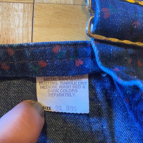 Vintage 80s Toddler OshKosh B'Gosh Overalls with cherry print, Kids Jumper - Picture 6 of 8